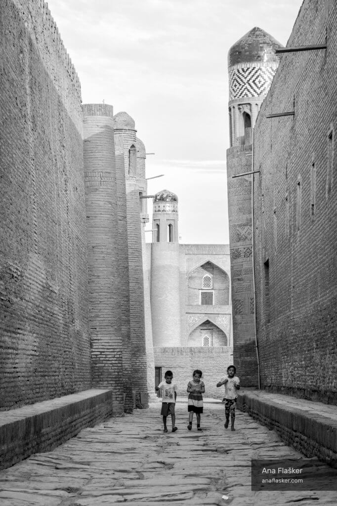 streets of khiva, uzbekistan